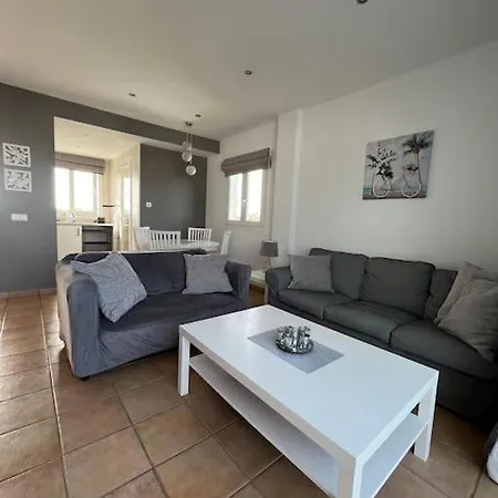 Great Penthouse With Pool And Private Roof Terrace *